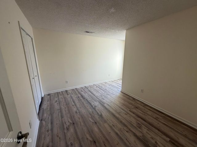 1254 Shipyard Boulevard, Wilmington, NC 28412