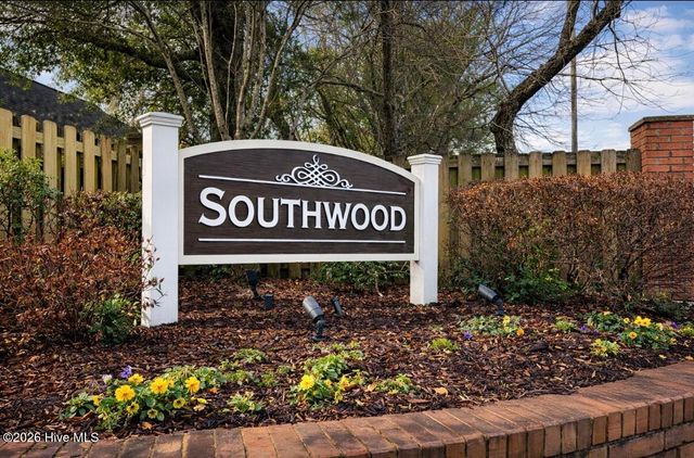 1254 Shipyard Boulevard, Wilmington, NC 28412