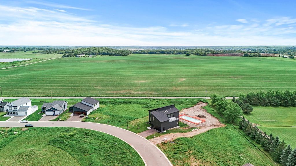 9942 14th Circle NE, Saint Michael, MN 55376