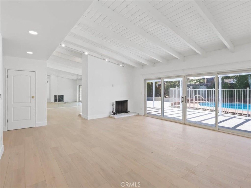 23119 Gainford Street, Woodland Hills, CA 91364