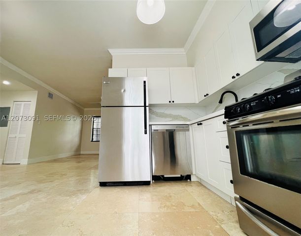 1470 Lincoln Ter 2, Miami Beach, FL 33139