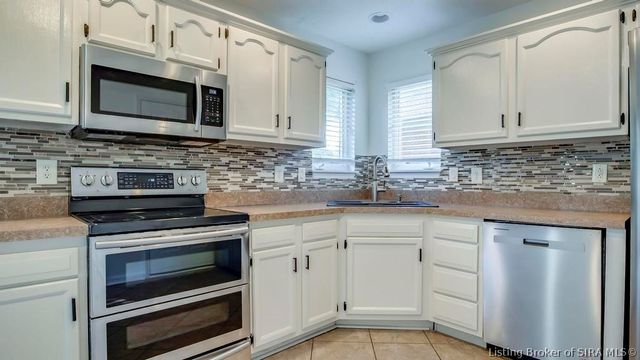 605 Buck Boulevard, Clarksville, IN 47172