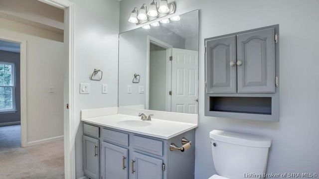 605 Buck Boulevard, Clarksville, IN 47172