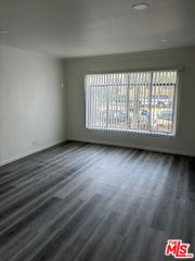 3901 W 7th Street 12, Los Angeles, CA 90005