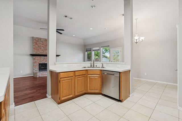 1433 Brazos Boulevard, Lewisville, TX 75077