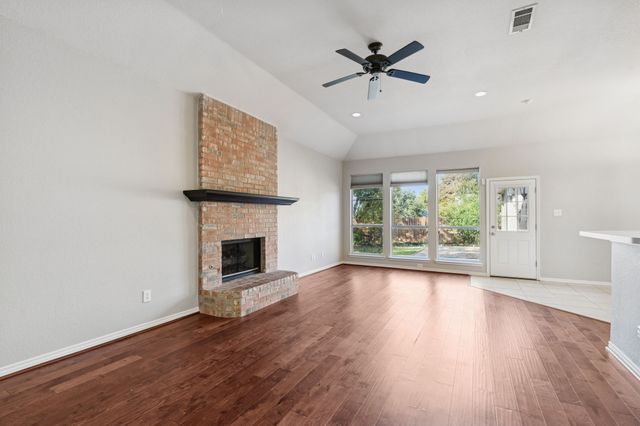 1433 Brazos Boulevard, Lewisville, TX 75077