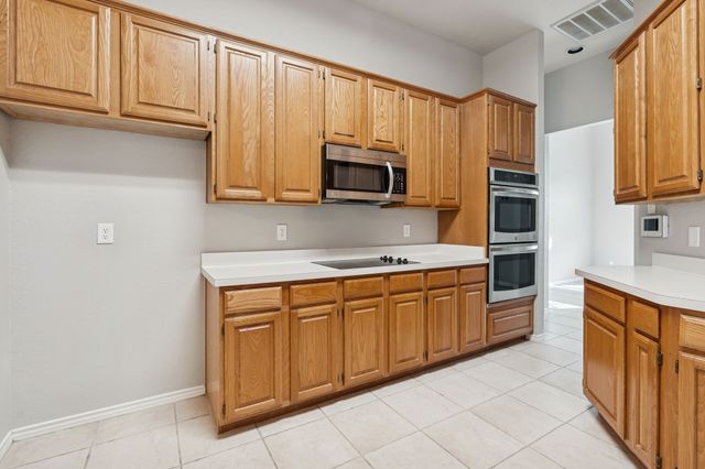 1433 Brazos Boulevard, Lewisville, TX 75077