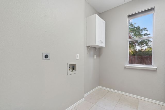 1433 Brazos Boulevard, Lewisville, TX 75077