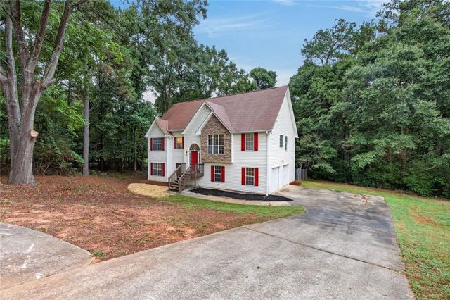 202 Whistleville Court, Winder, GA 30680