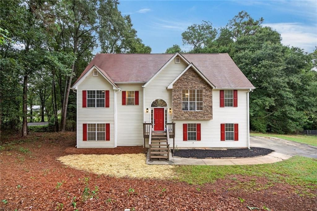 202 Whistleville Court, Winder, GA 30680