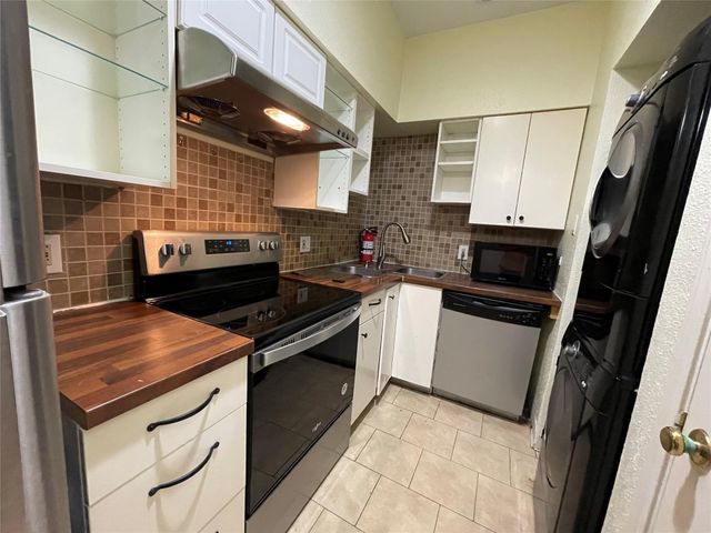 8055 Cambridge Street 79, Houston, TX 77054