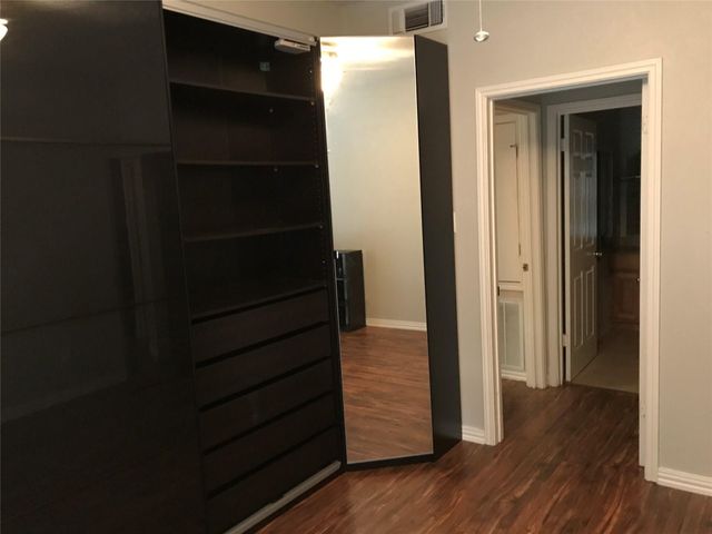 8055 Cambridge Street 79, Houston, TX 77054