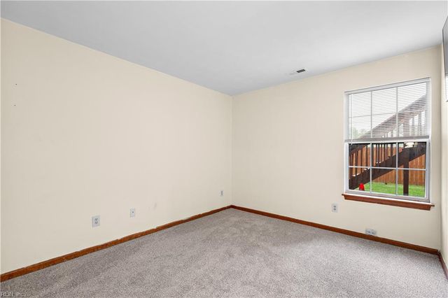 3468 Clover Meadows DR, Chesapeake, VA 23321