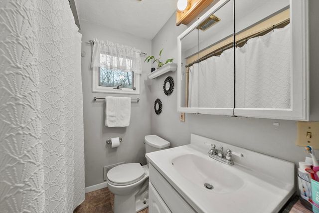 285 Den Quarry Rd, Lynn, MA 01904