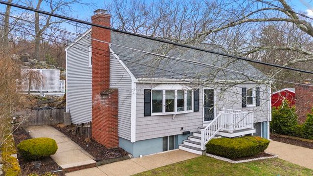 285 Den Quarry Rd, Lynn, MA 01904