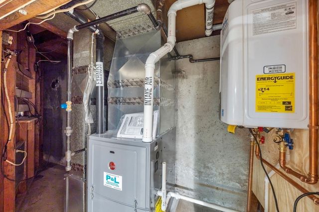 285 Den Quarry Rd, Lynn, MA 01904