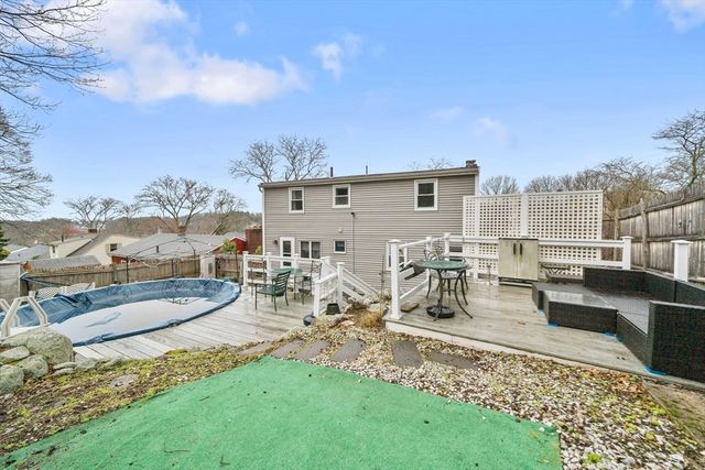 285 Den Quarry Rd, Lynn, MA 01904