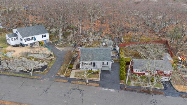 285 Den Quarry Rd, Lynn, MA 01904