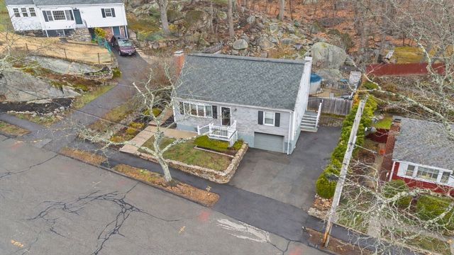 285 Den Quarry Rd, Lynn, MA 01904