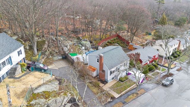 285 Den Quarry Rd, Lynn, MA 01904