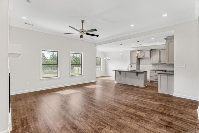 21 Lewis Loop, Greenbrier, AR 72058