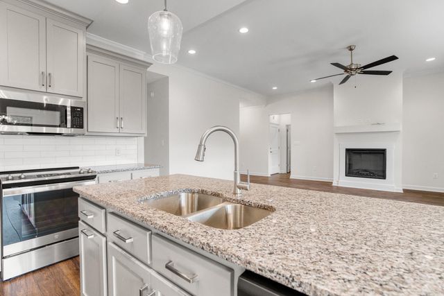 21 Lewis Loop, Greenbrier, AR 72058