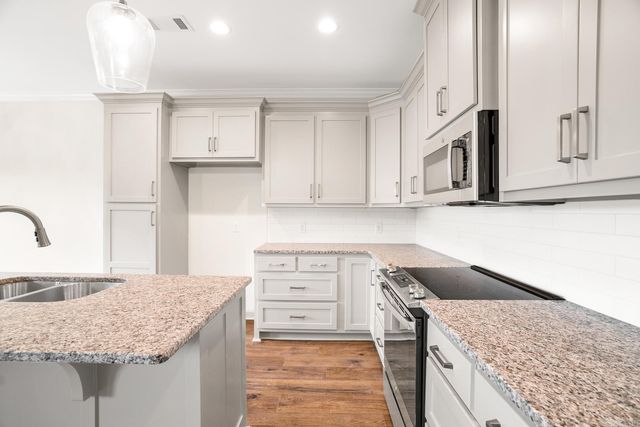 21 Lewis Loop, Greenbrier, AR 72058