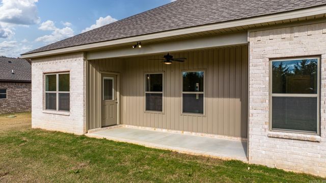 21 Lewis Loop, Greenbrier, AR 72058
