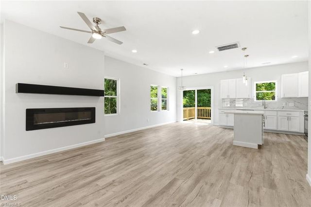 803 Lakeside Avenue, Burlington, NC 27521