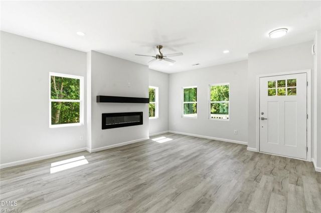 803 Lakeside Avenue, Burlington, NC 27521