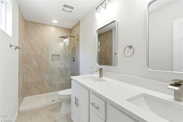 803 Lakeside Avenue, Burlington, NC 27521