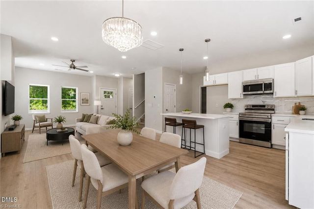 803 Lakeside Avenue, Burlington, NC 27521