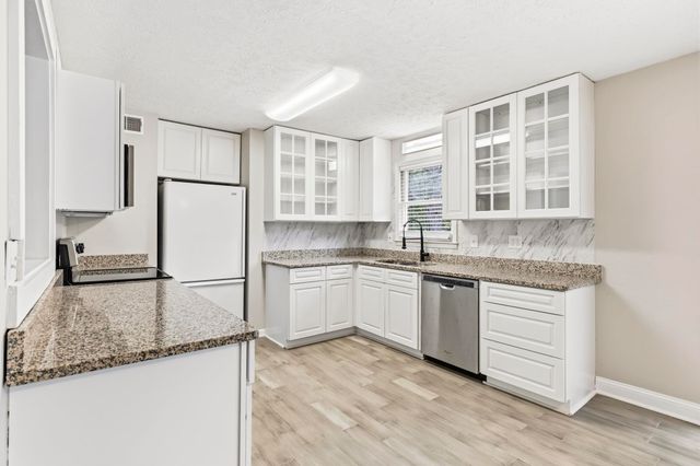 615 Burcale Road Circle, Myrtle Beach, SC 29579