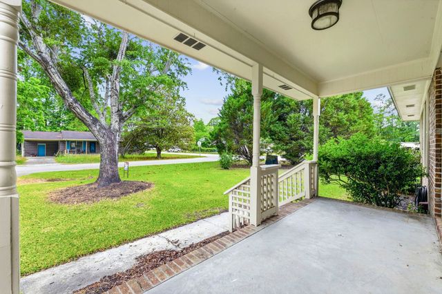 615 Burcale Road Circle, Myrtle Beach, SC 29579