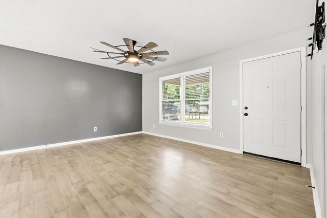 615 Burcale Road Circle, Myrtle Beach, SC 29579