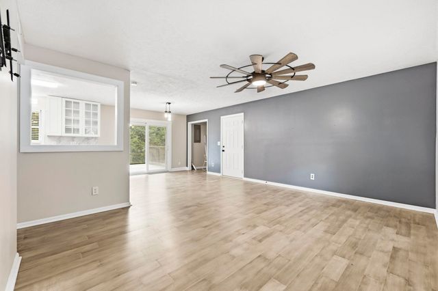 615 Burcale Road Circle, Myrtle Beach, SC 29579