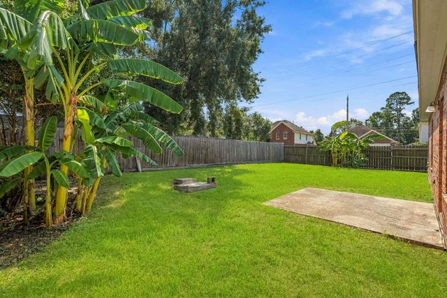 6602 Surrey Meadow Court, Houston, TX 77049