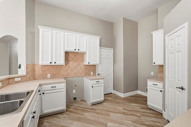 6602 Surrey Meadow Court, Houston, TX 77049