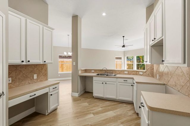 6602 Surrey Meadow Court, Houston, TX 77049