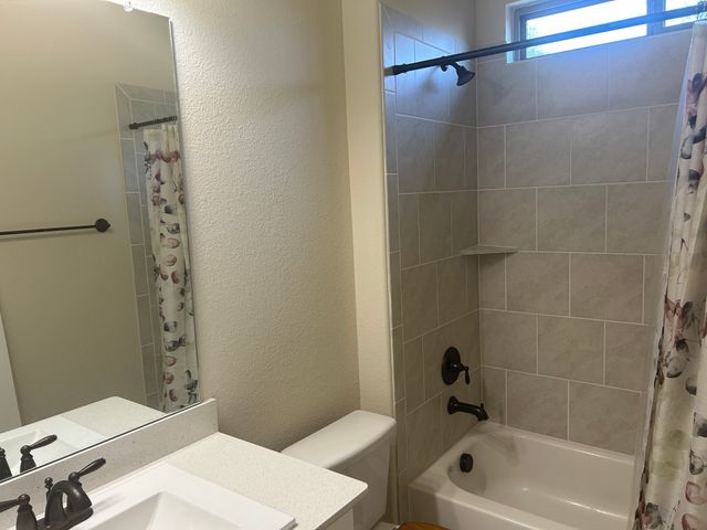 2000 Bent Creek Way, Mansfield, TX 76063