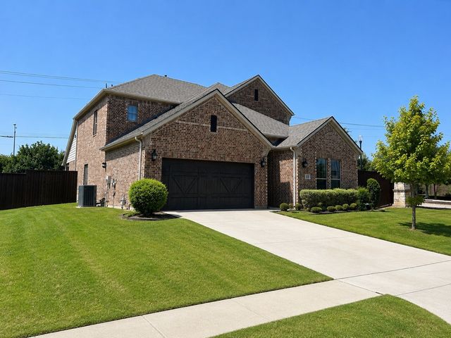 2000 Bent Creek Way, Mansfield, TX 76063