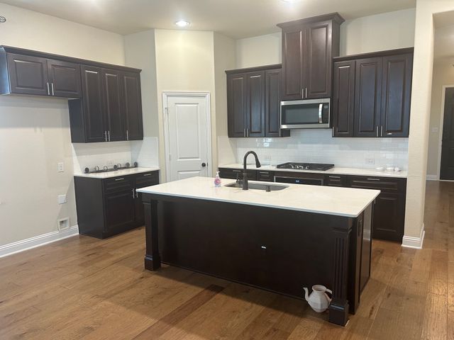 2000 Bent Creek Way, Mansfield, TX 76063