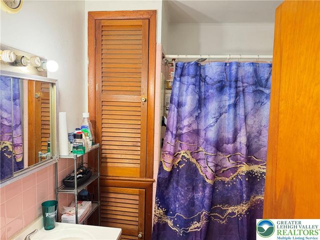 129 South 12th Street, Allentown City, PA 18102