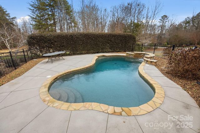 1427 Doe Ridge Lane, Fort Mill, SC 29715