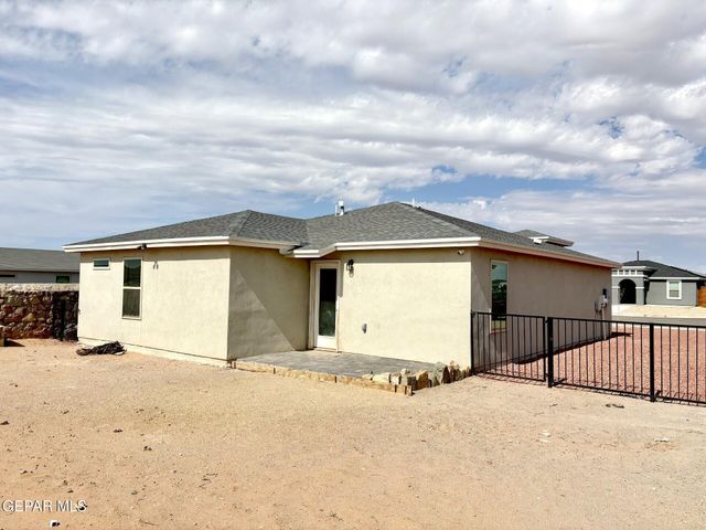 14576 Faxon Yucca Avenue, Horizon City, TX 79928