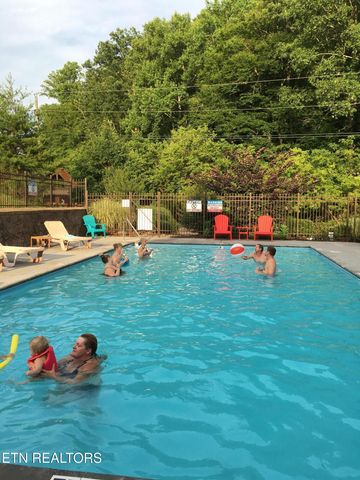 2234 Eagle Feather Drive, Sevierville, TN 37876