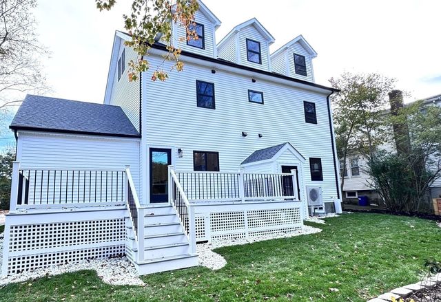 26 Reed St, Arlington, MA 02474