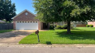 204 Prewitt Circle, Richland, MS 39218