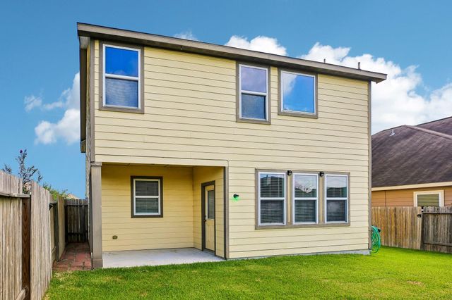 10777 S Lake Mist Lane, Willis, TX 77318