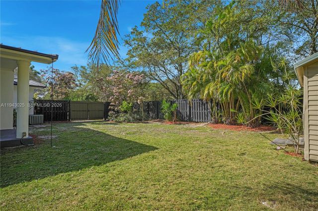 7695 SW 142nd St, Palmetto Bay, FL 33158